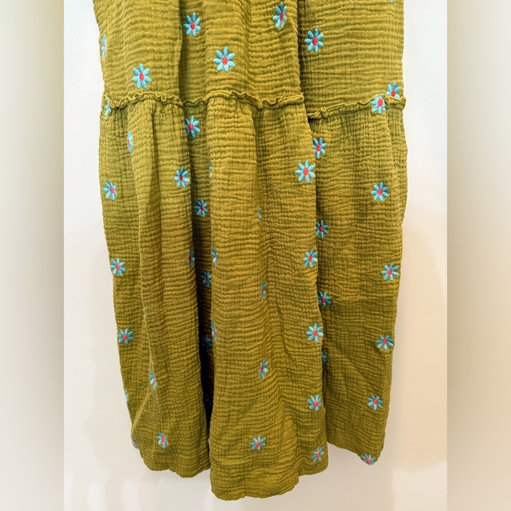 Amazon Floral Embroidered Balloon Sleeve Maxi Dress in Green - M - Picture 3 of 12
